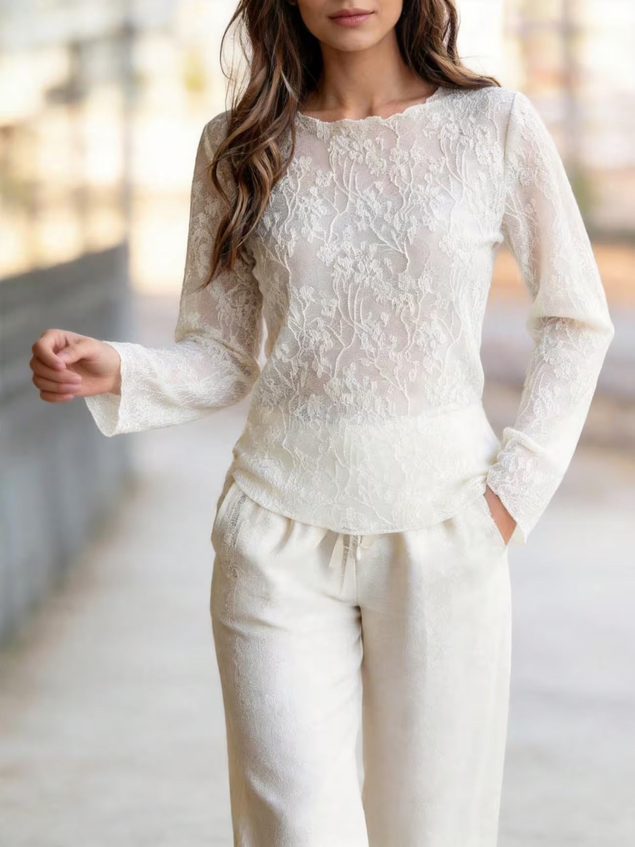 Women's Lace Trim Round Neck Long-Sleeve Top – Elegant Slim Fit