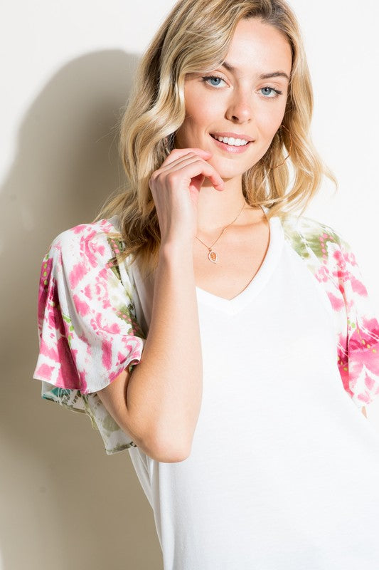 V NECK SHORT FLAIR SLEEVE TOP