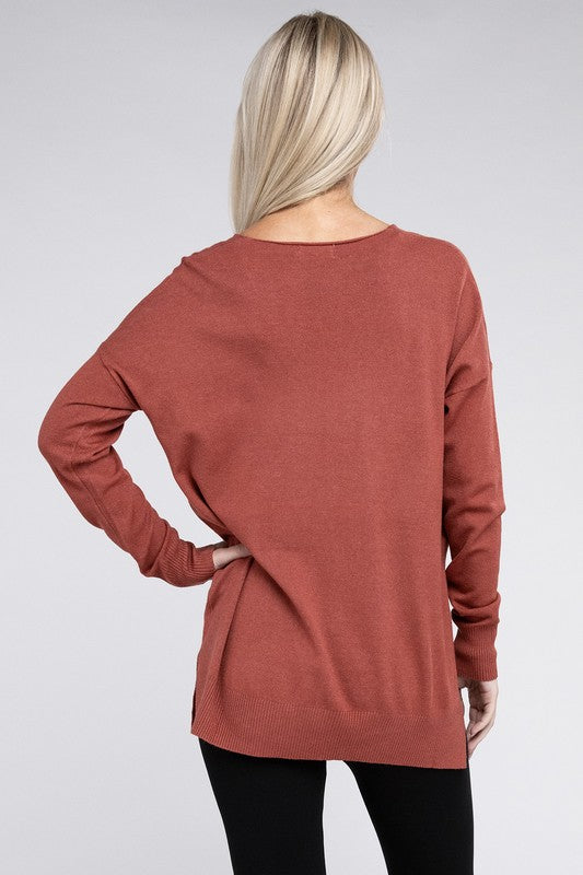 GARMENT DYED FRONT SEAM SWEATER