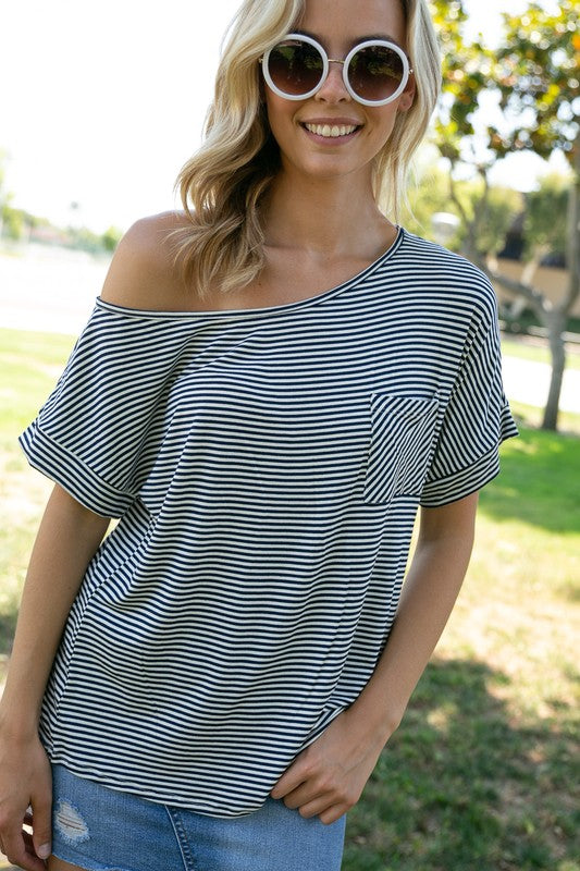 PIN STRIPE ONE SHOULDER BOXY TOP