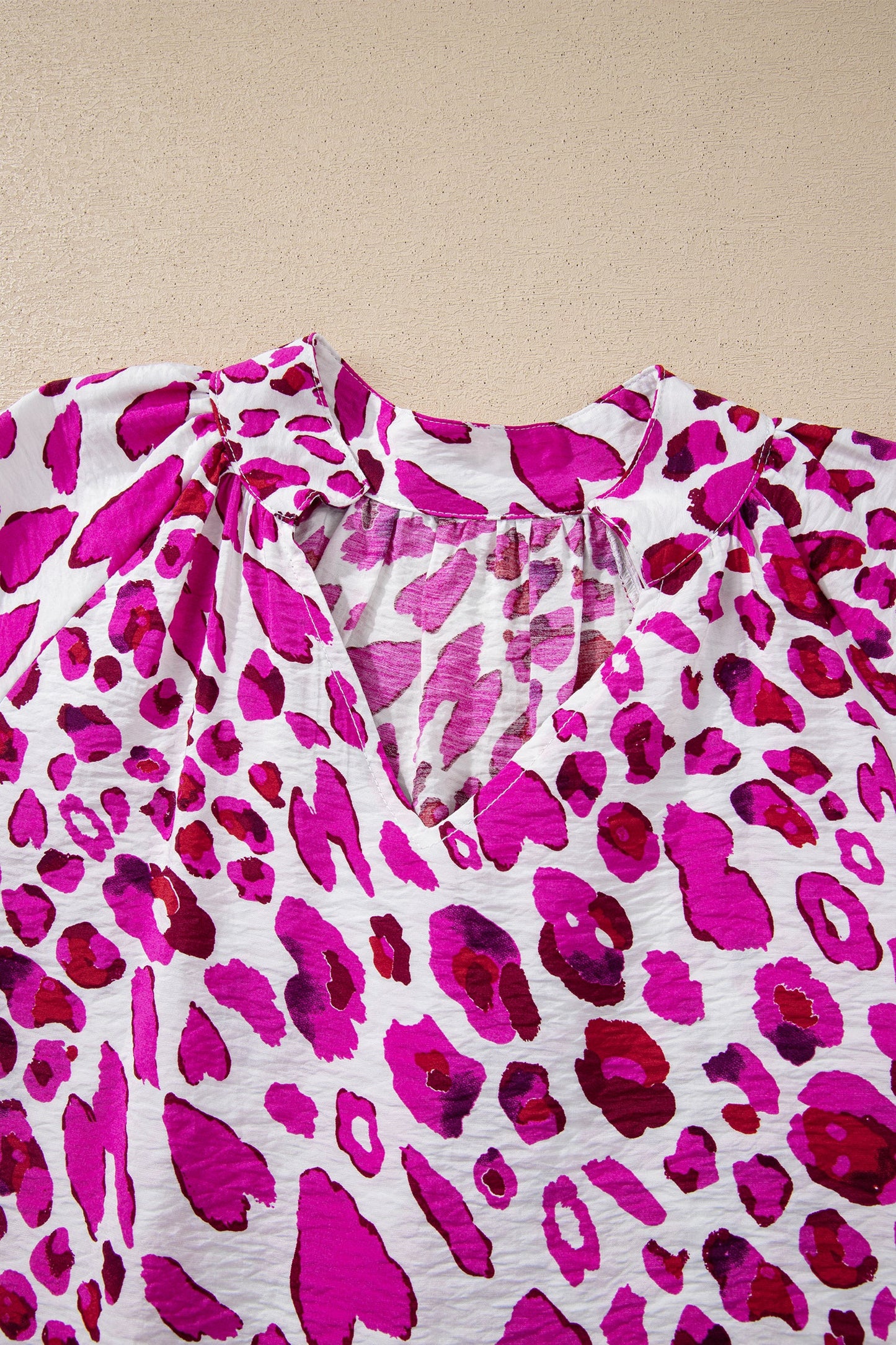 Leopard V-Neck Puffy 3/4 Sleeve Ruffle Blouse