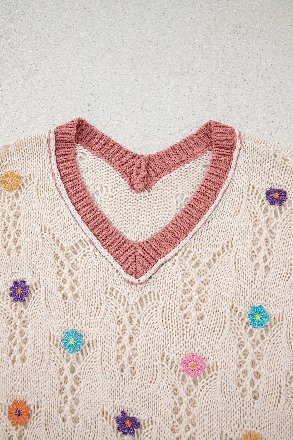 Flower Embroidered Colorblock Edge Hollowed Sweater