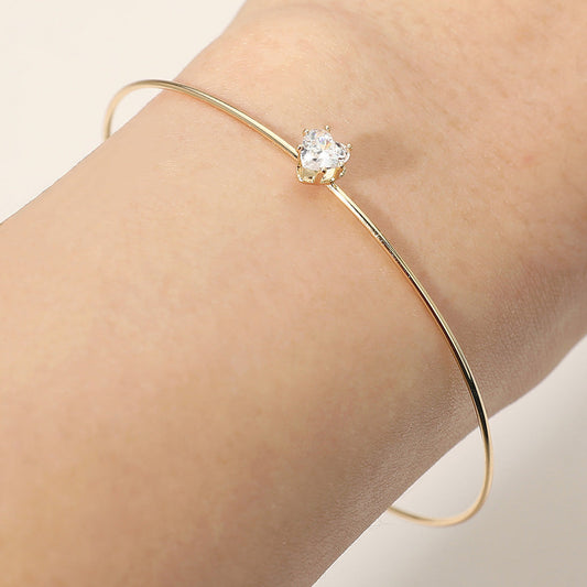 SECRET BOX_Minimal Heart Stone Cluster Accent Cuff Bracelet