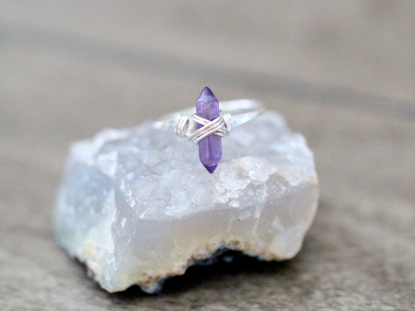 Crest Ring - Amethyst