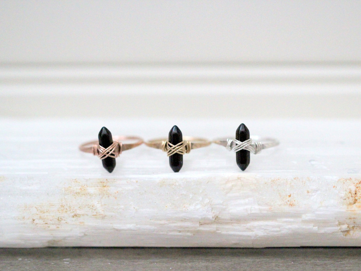 Crest Ring - Obsidian