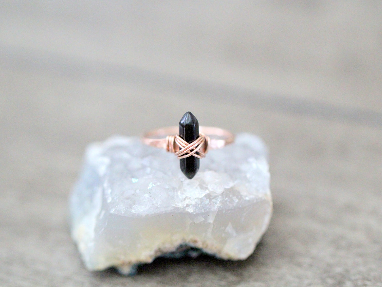 Crest Ring - Obsidian