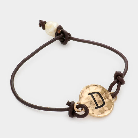 -D- Initial Monogram Metal Disc Pearl Pointed Bracelet