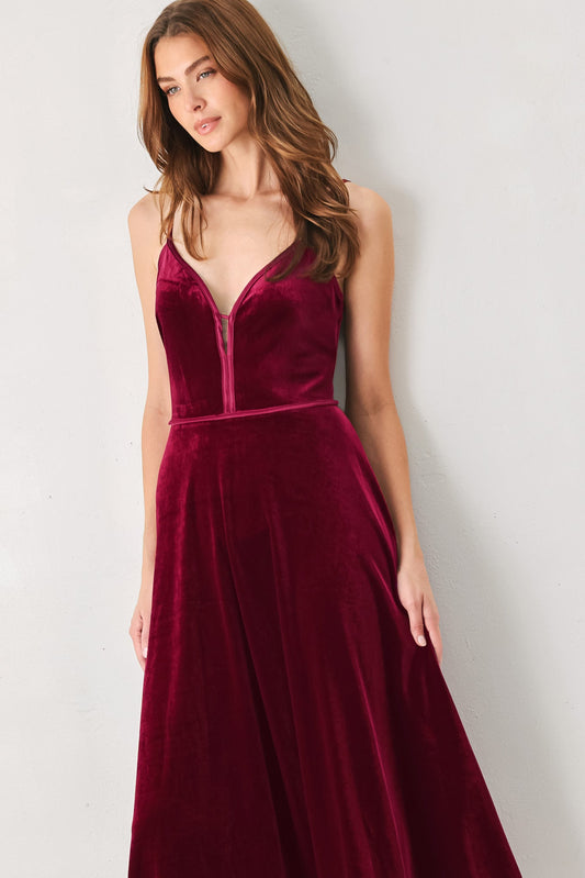 BURGUNDY KISS VELVET SWEETHEART KEYHOLE MIDI DRESS