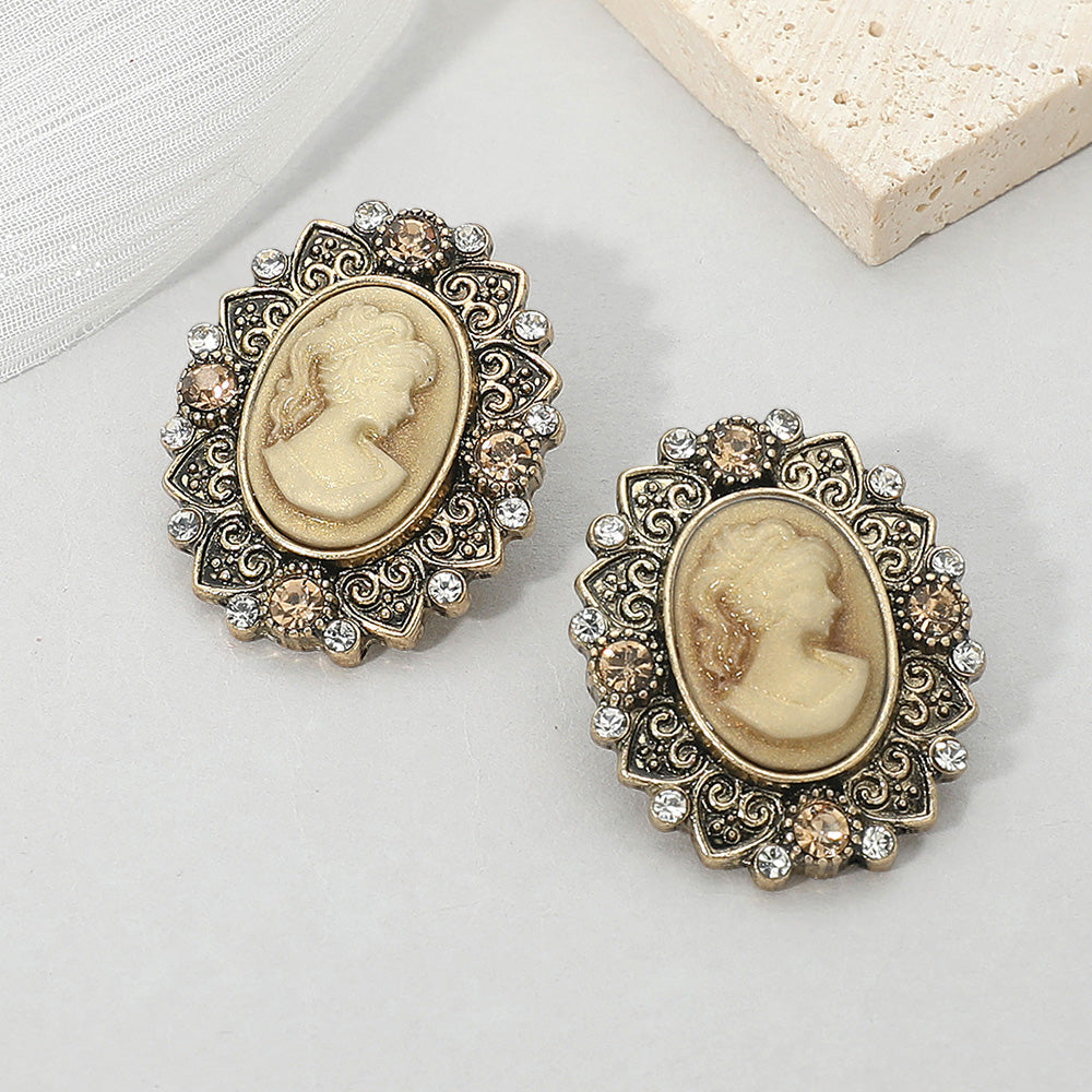 Vintage Cameo Oval Earrings