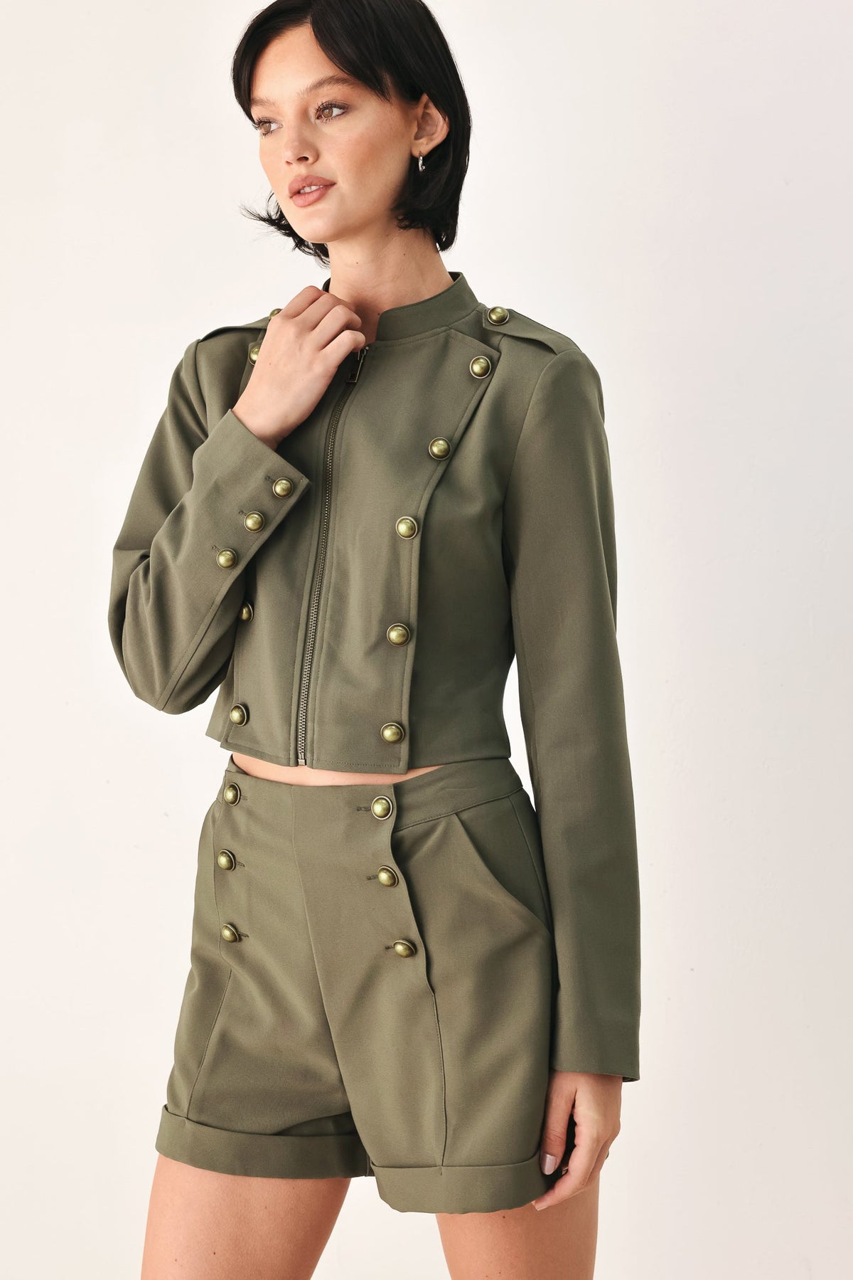 OLIVE COMMAND CROPPED MILITARY JACKET