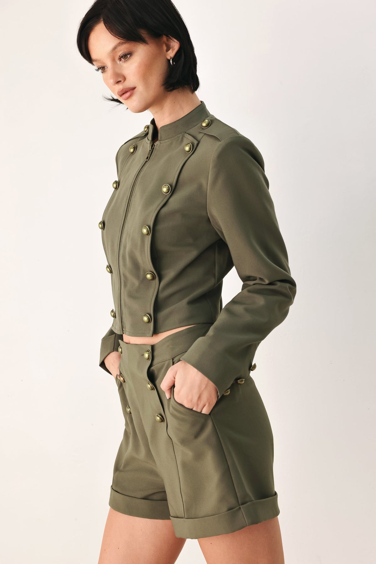 OLIVE COMMAND CROPPED MILITARY JACKET