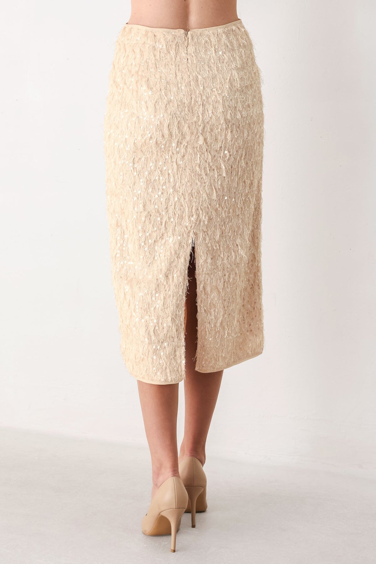 CHAMPAGNE WHISPER SEQUIN EYELASH MESH PENCIL SKIRT