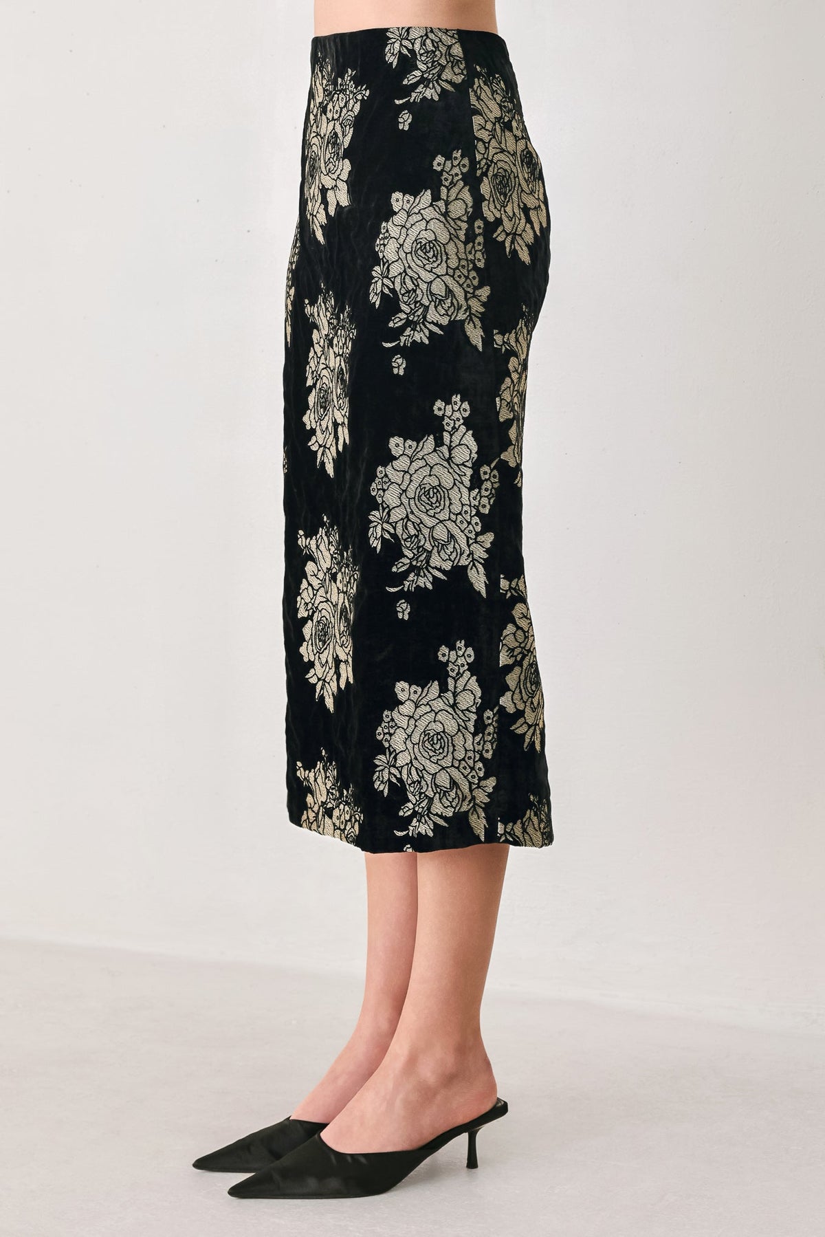 GILDED VELVET BLACK/GOLD JACQUARD MIDI SKIRT