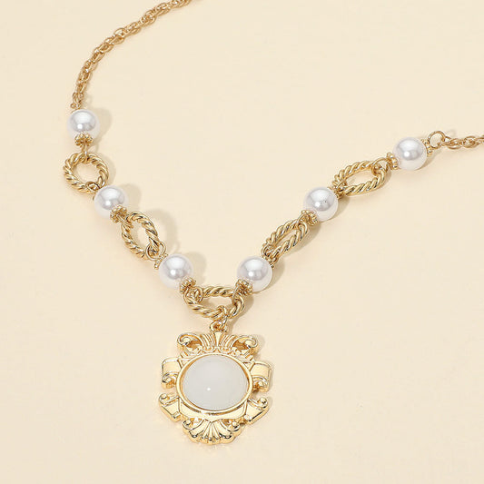 Vintage Medallion Pearl Necklace