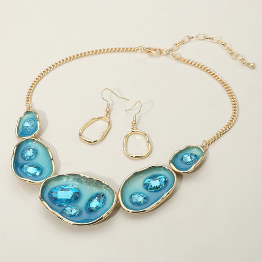Abstract Gemstone Embellished Enamel Oval Plate Link Statement Necklace