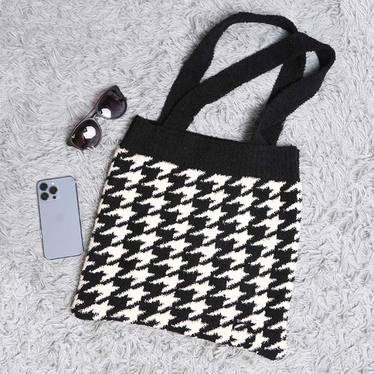 Houndstooth Knit Tote Bag