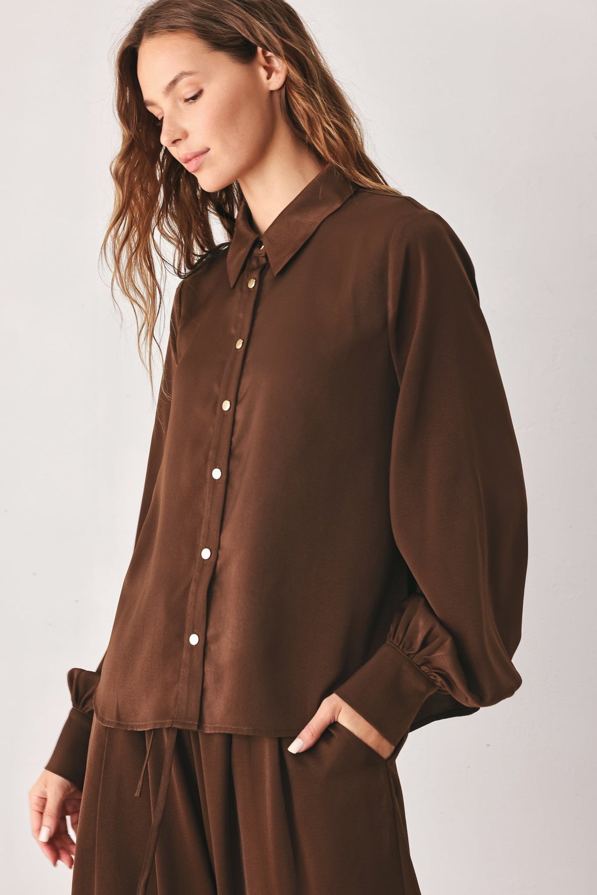 CANYON BROWN WOVEN TOP