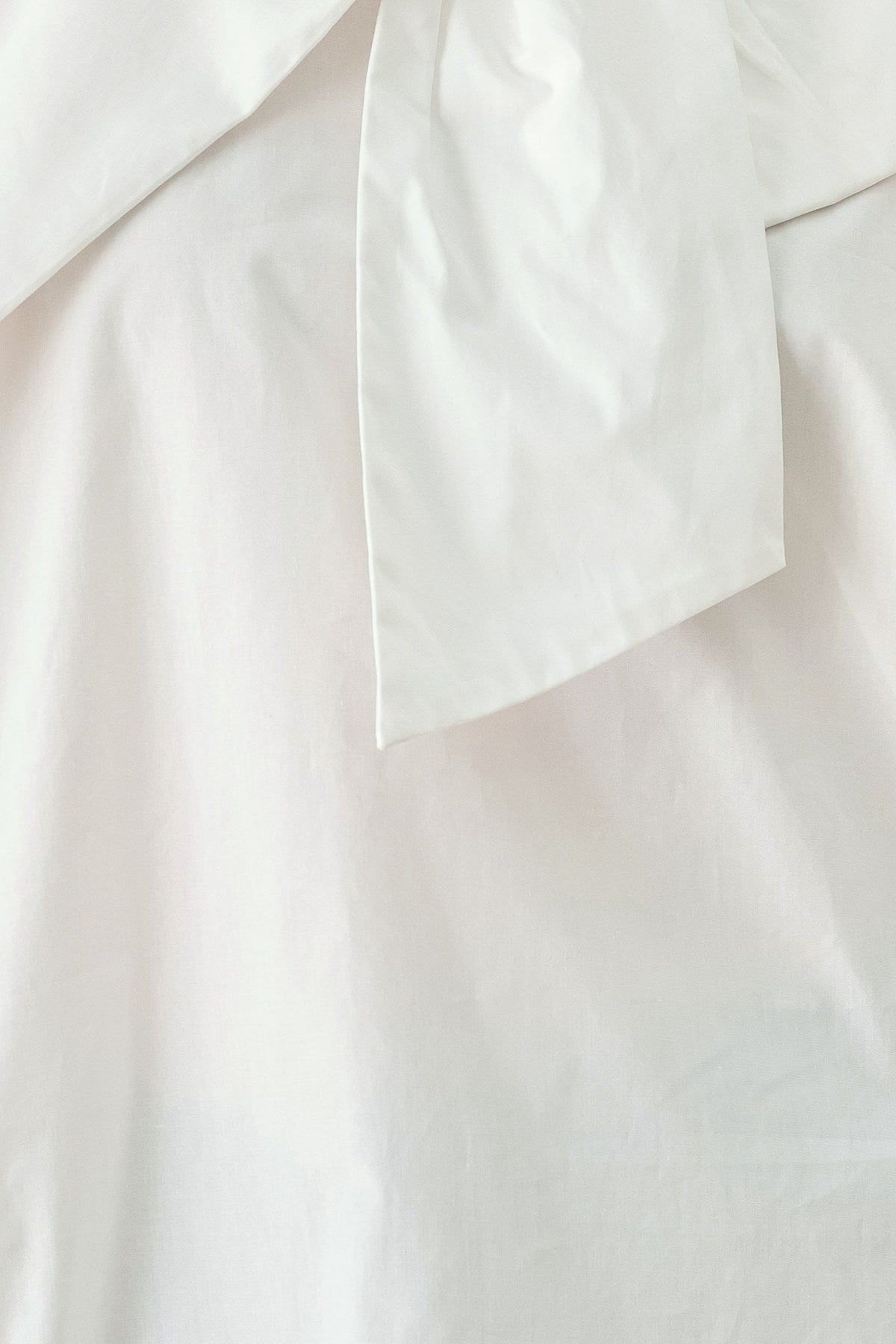 IVORY IMPACT OFF WHITE ASYMMETRICAL TIE-NECK PUFF-SLEEVE TOP