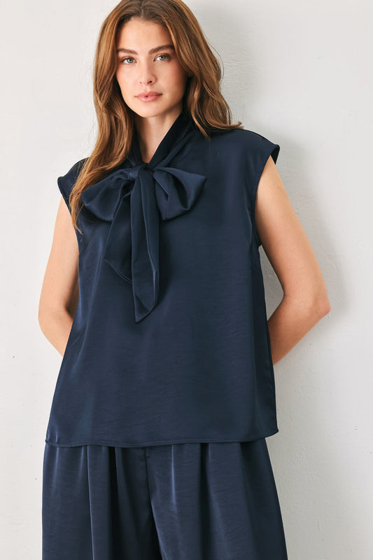 NAVY KNOT NAVY TIE-FRONT SLEEVELESS TOP