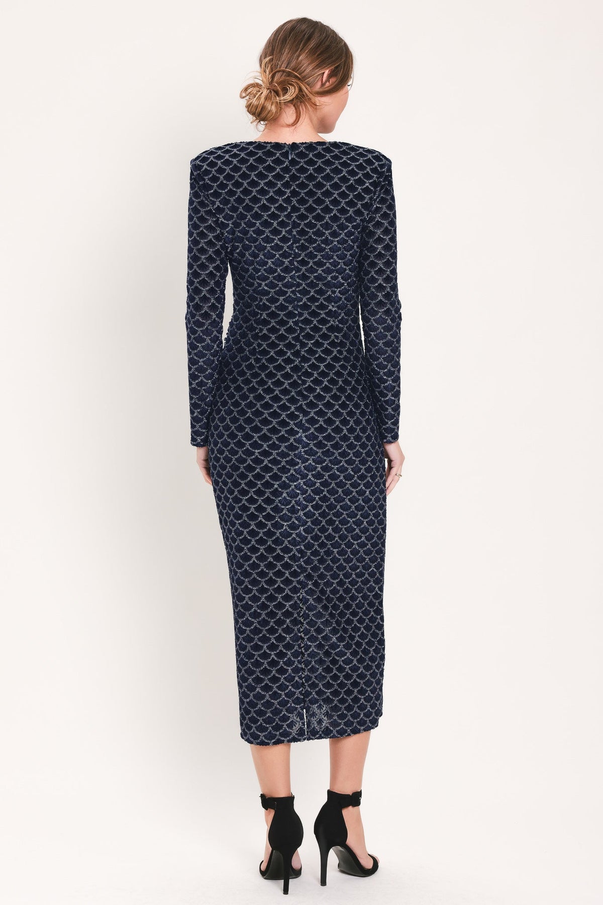 NAVY VEIL NAVY METALLIC BURNOUT VELVET RUCHED MIDI DRESS