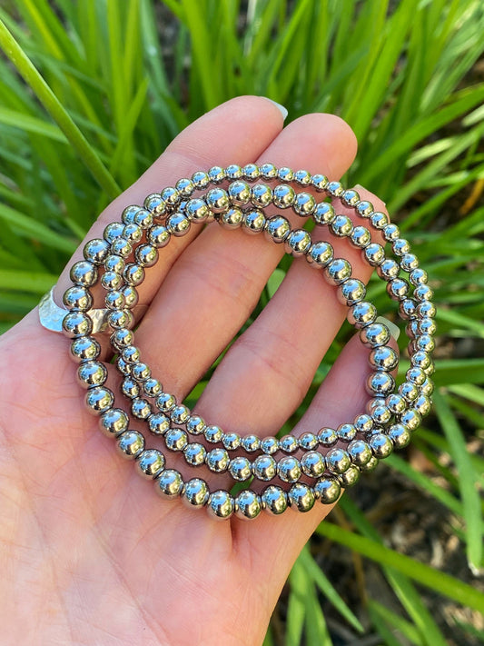 CLASSIC BEADED BRACELET