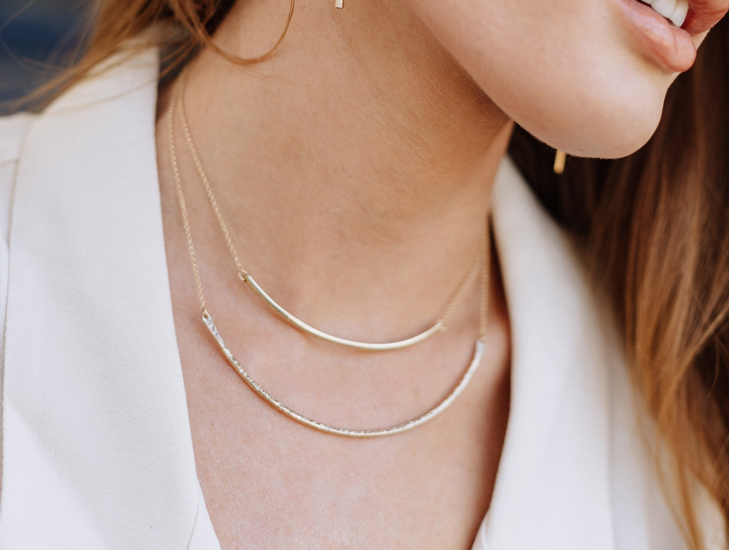 Modern Bar Choker