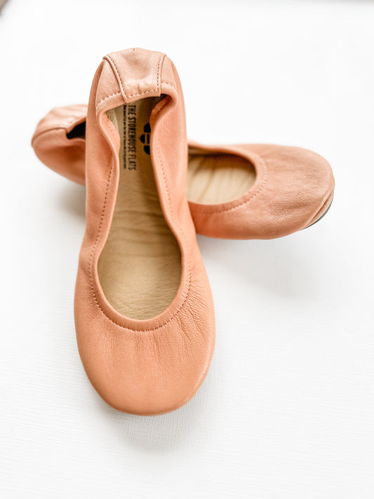Tippy Toes Signature