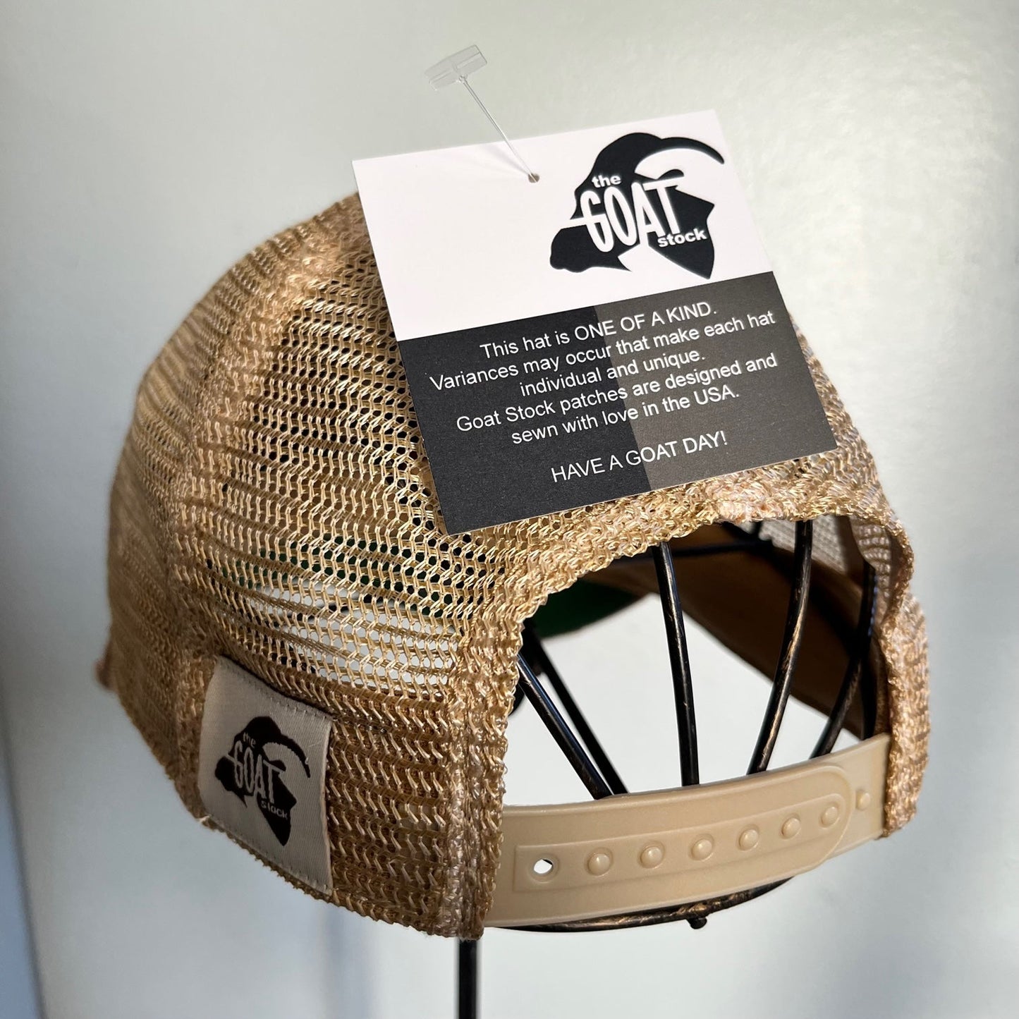 Beach'in Hat