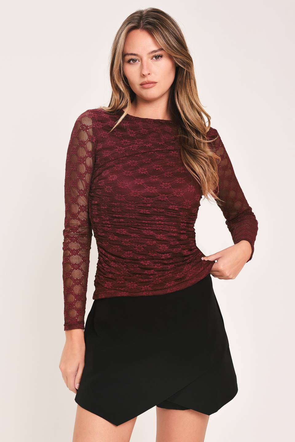 MODERN FUNCTION STRETCH KNIT LACE TOP