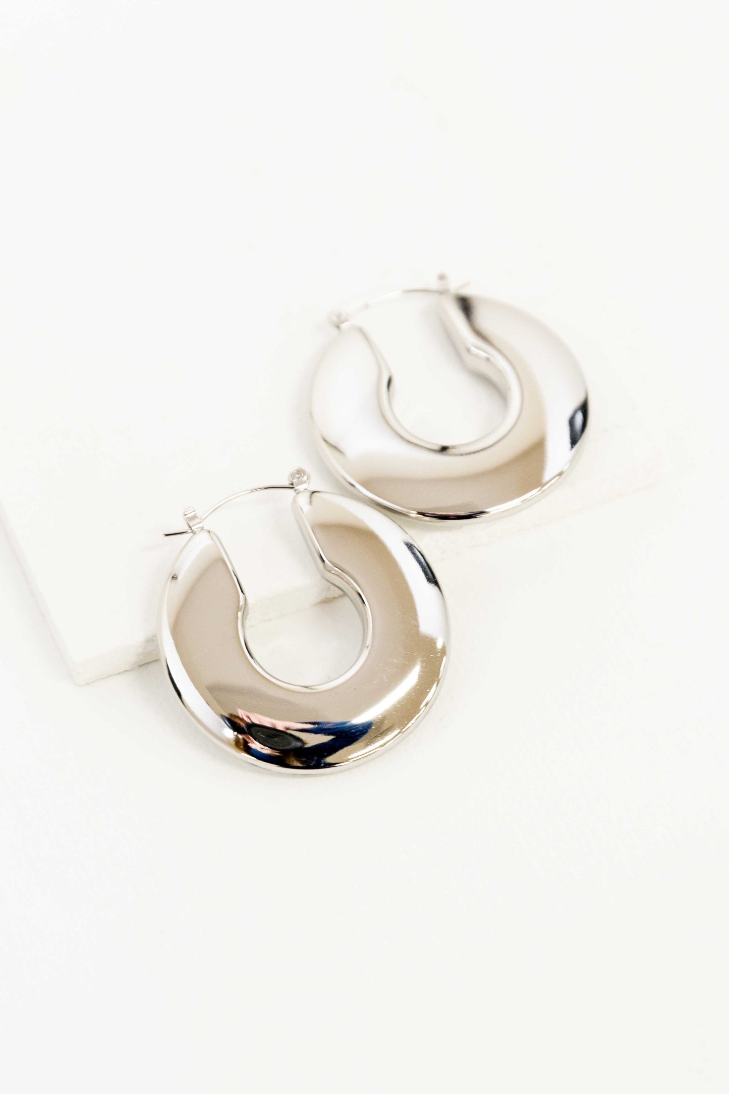 Disk Hoop Earrings | Silver