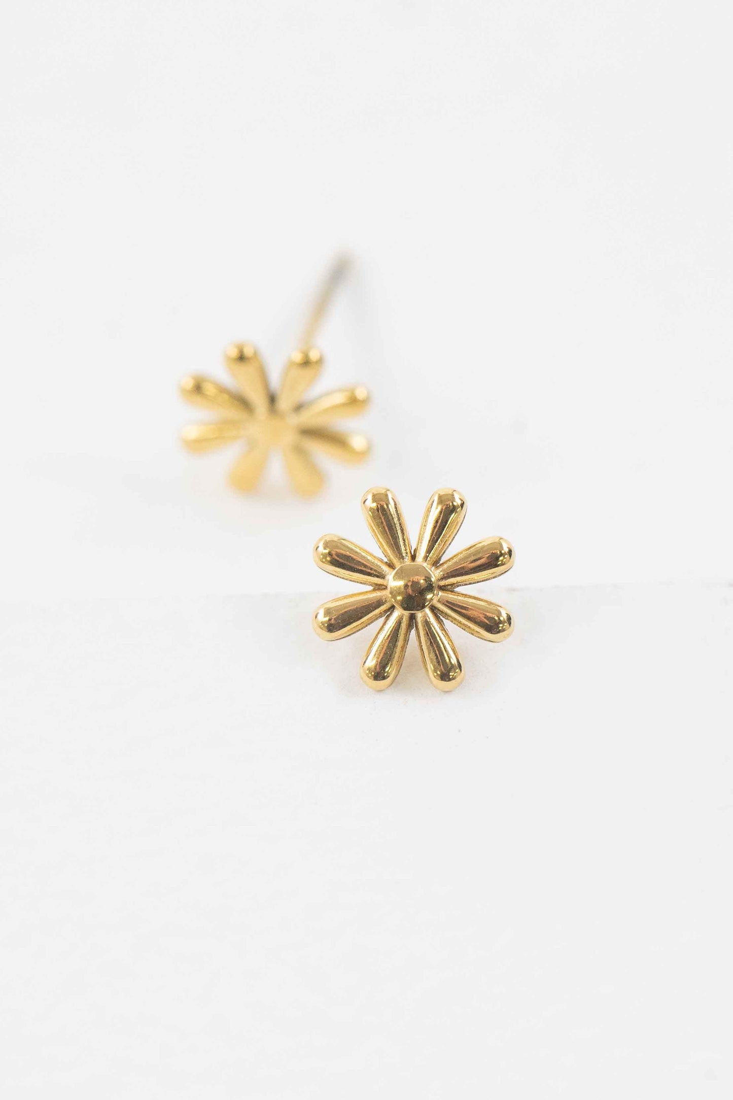 Celandine Stud Earrings