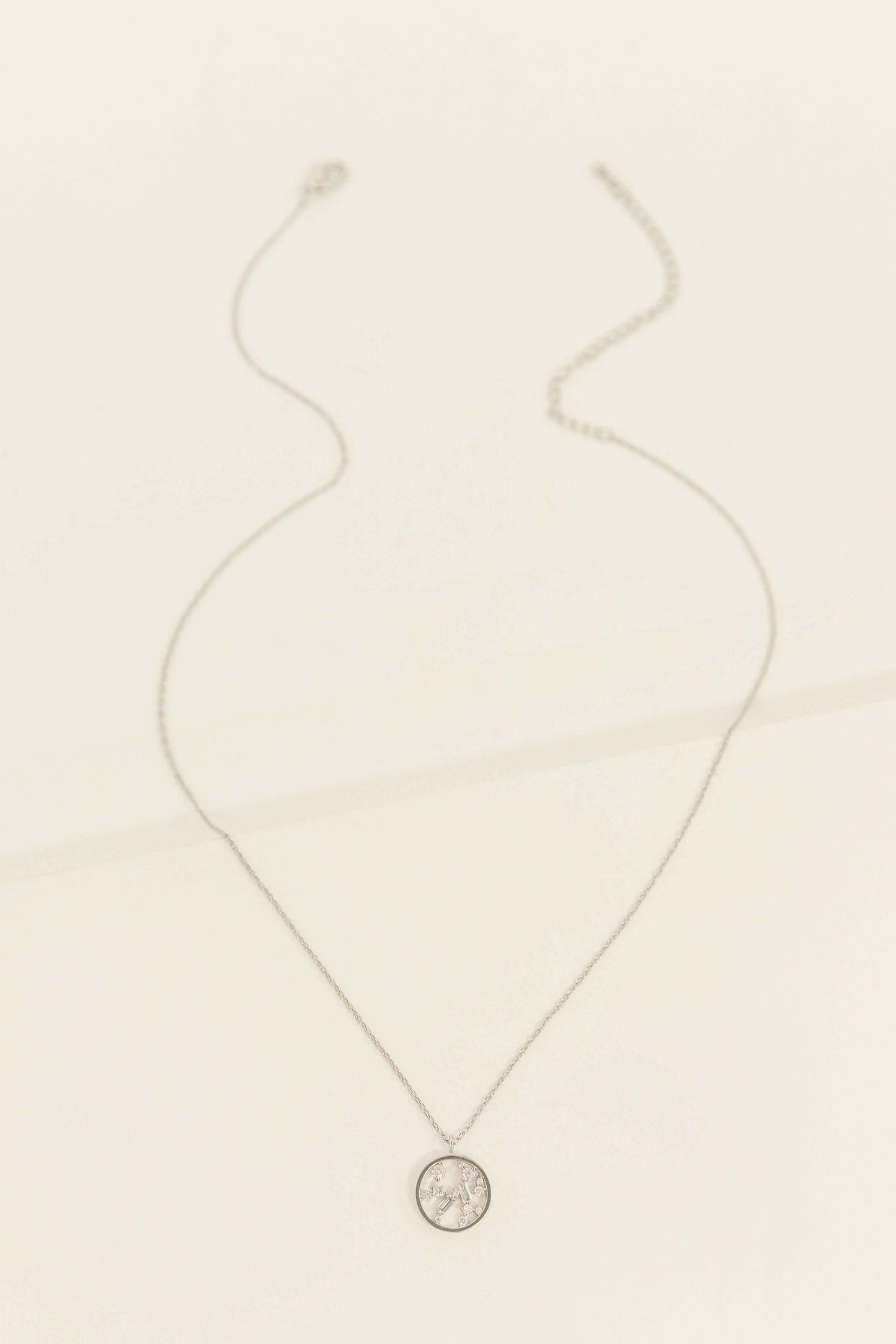 Circle Stone Necklace | Silver