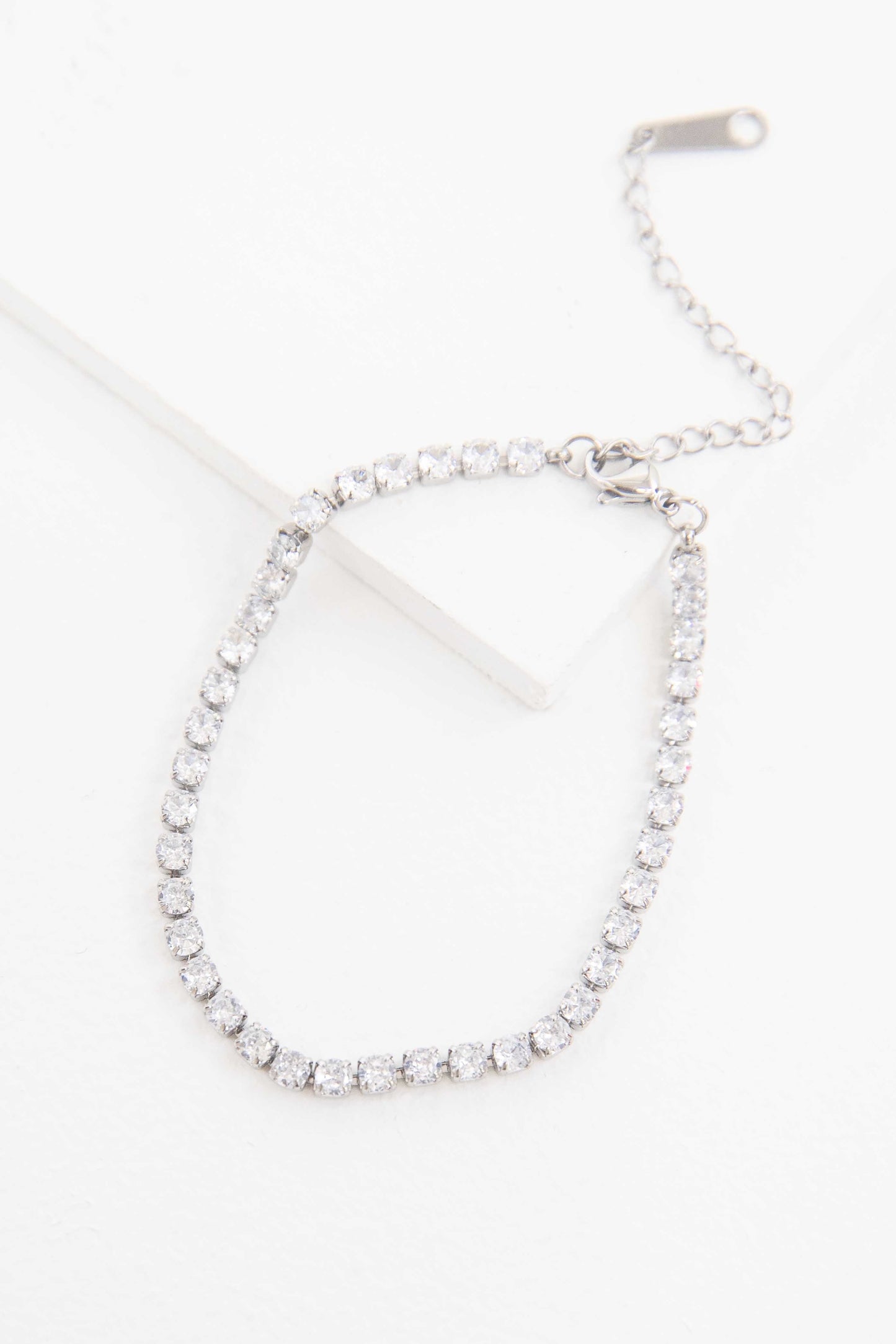Round Stone Tennis Bracelet | Silver