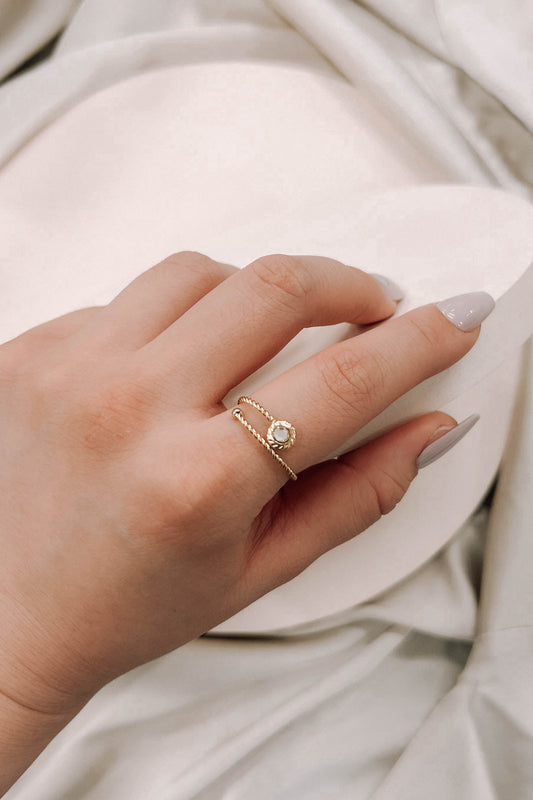 Pura Adjustable Ring