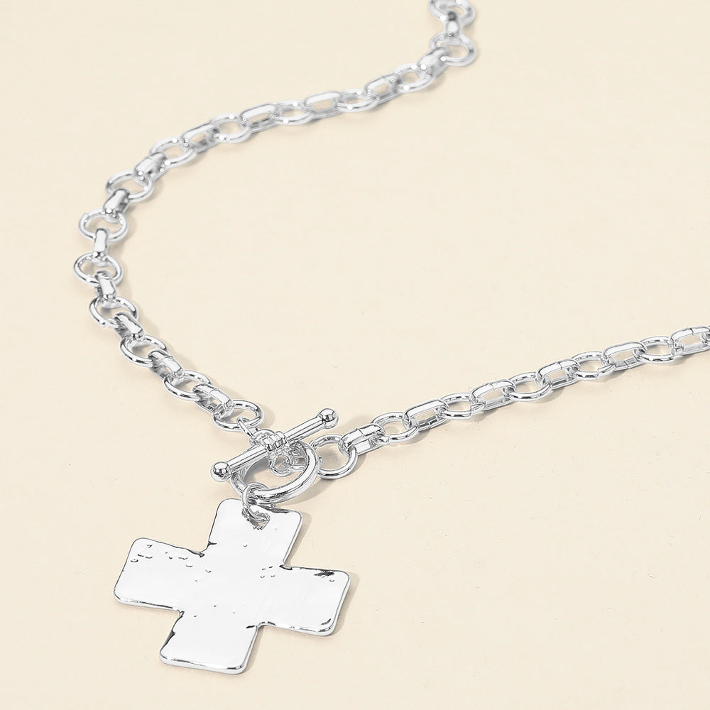 Hammered Metal Cross Pendant Chunky Chain Toggle Necklace