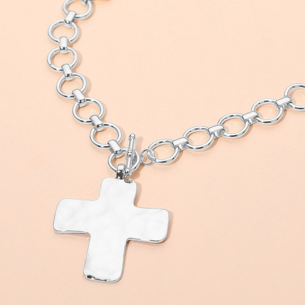 Hammered Metal Cross Pendant Chunky Chain Toggle Necklace