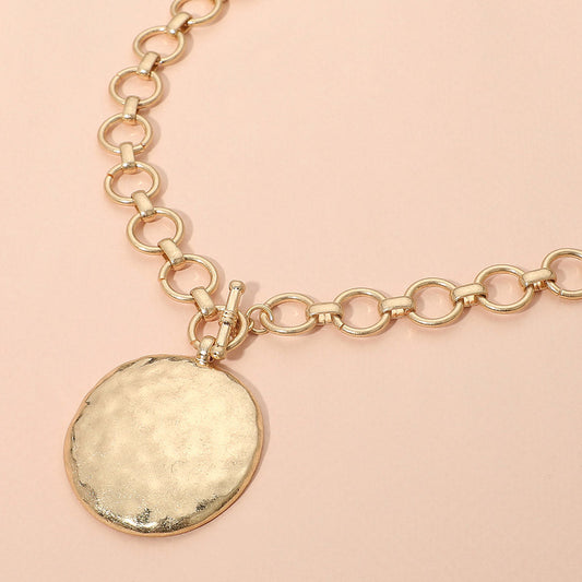 Hammered Metal Disc Pendant Accent Chunky Chain Necklace