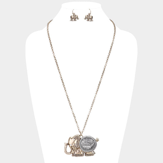 Antique Pattern Elephant Pendant Necklace