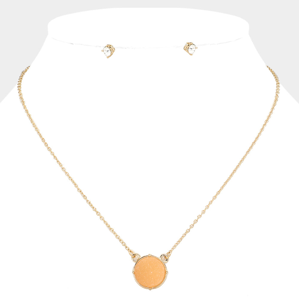 Druzy Stone Pendant Necklace