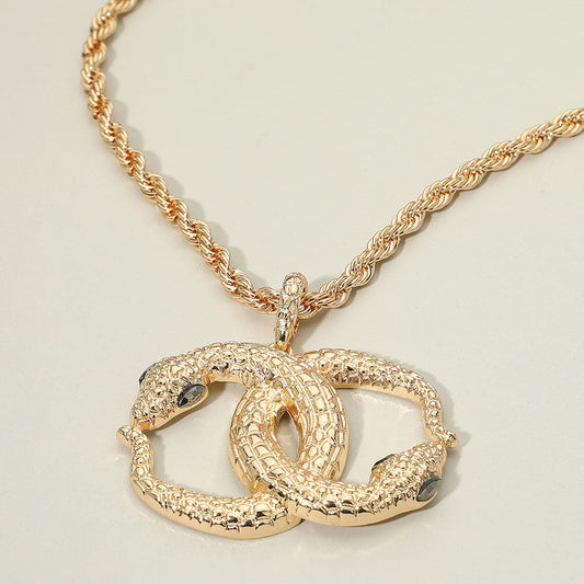 Bold Textured Metal Interlocking Snake Pendant Chunky Twisted Chain Necklace