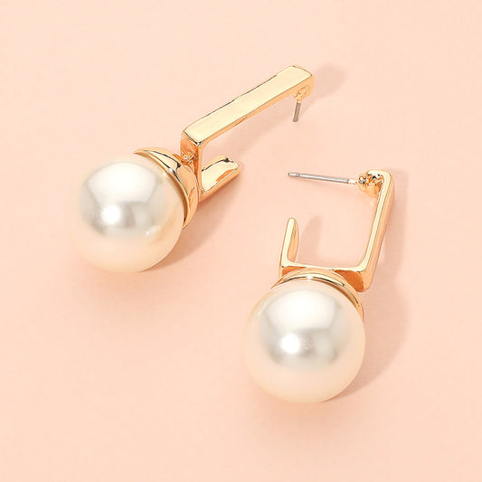 Sculpted Pearl Drop Earrings