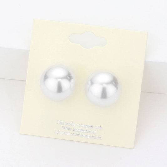 16mm Pearl stud earrings