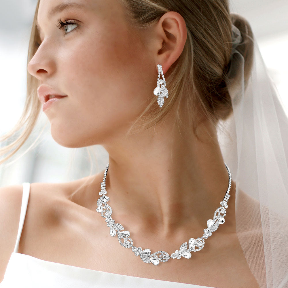 Teardrop Cluster Rhinestone Paved Leaf Necklace