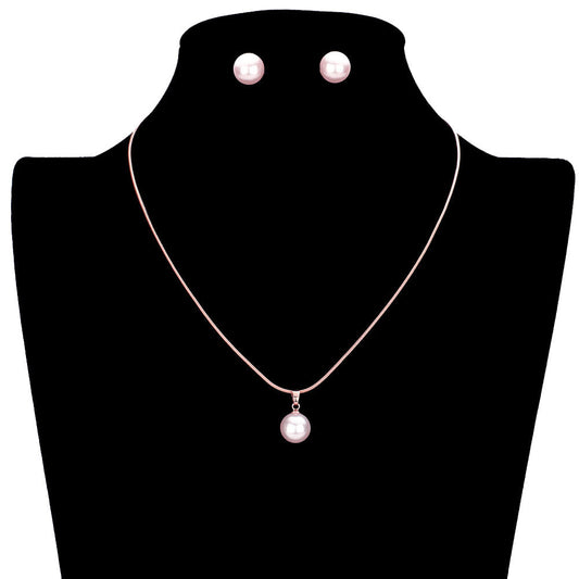 Pearl Pendant Necklace