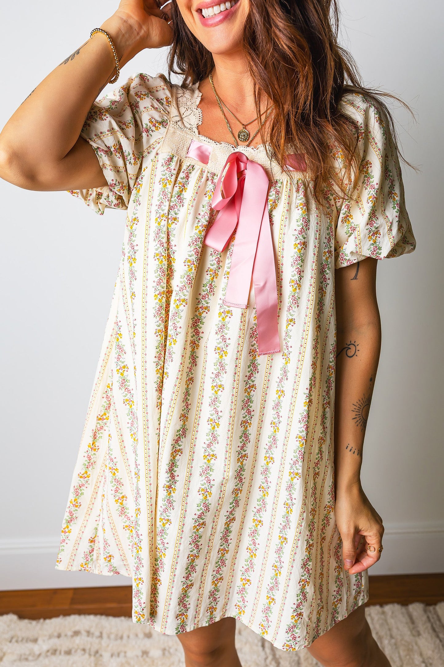 Floral Contrast Ribbon Bow Lace Square Mini Dress