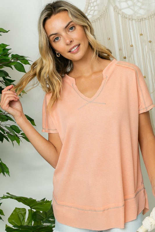 SOLID WAFFLE V NECK TOP