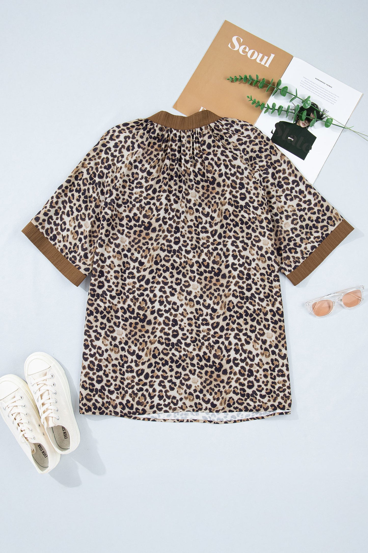 Plus Size Leopard Patchwork Crinkled V-Neck Blouse