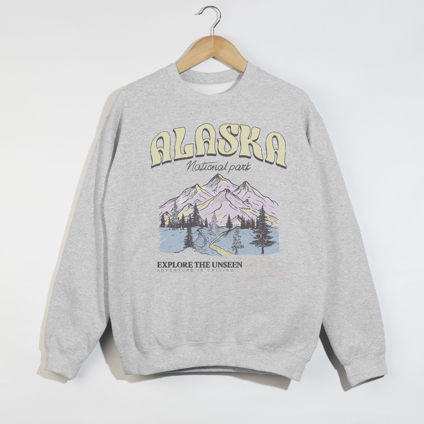 Alaska National Park Crewneck Sweatshirt | Vintage Mountain Graphic Sweatshirt