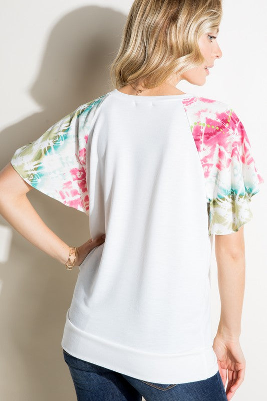 V NECK SHORT FLAIR SLEEVE TOP