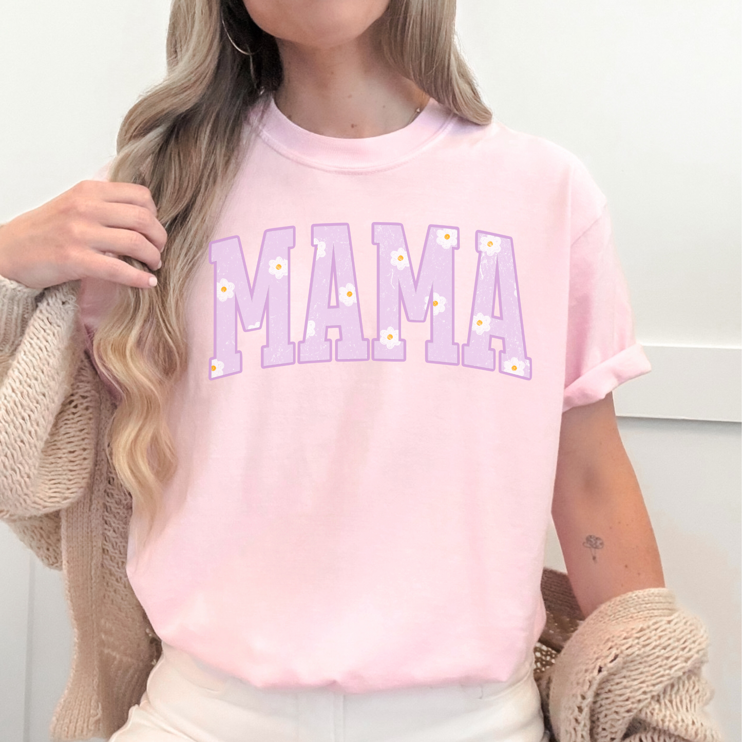 MAMA Daisy Graphic Tee